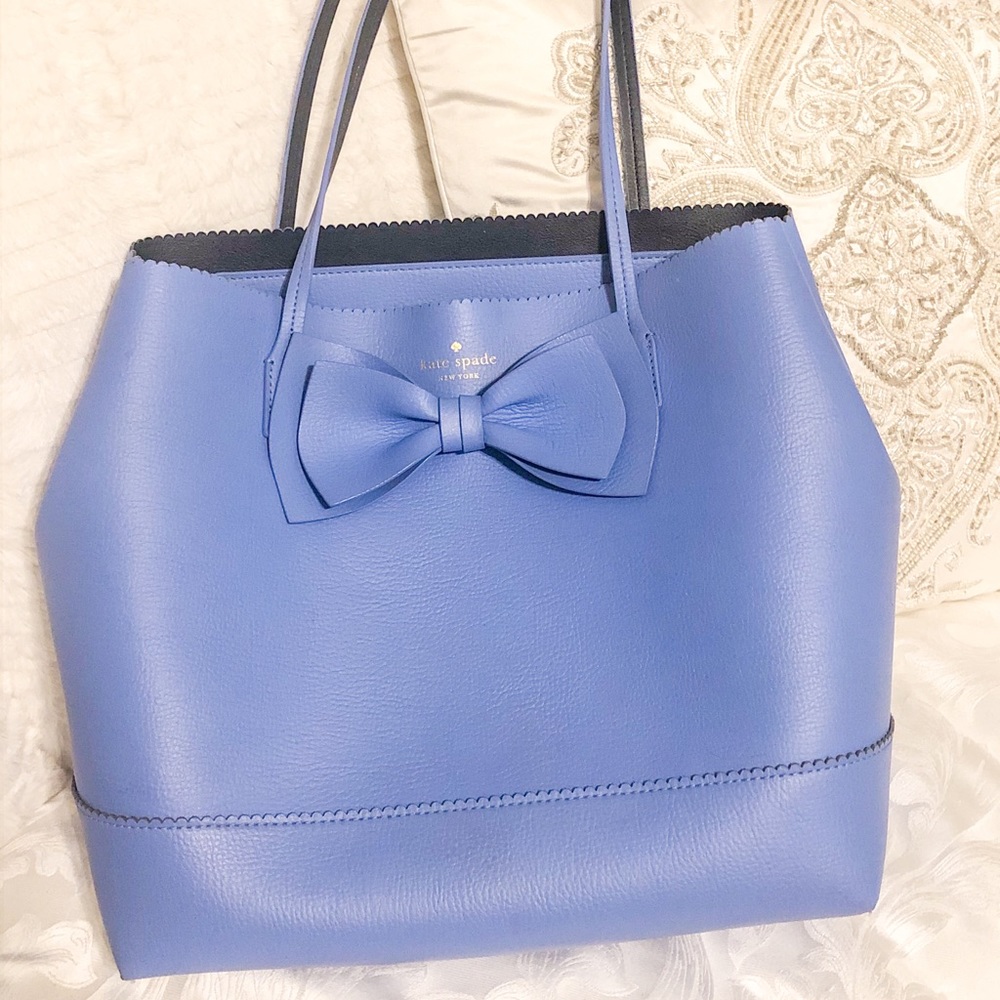 SOLD - Kate Spade Vanderbilt Place Giorgia Scallop
